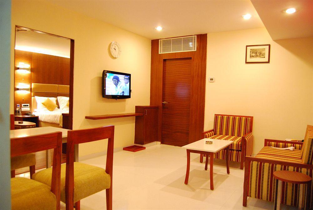 ויסאקפאטנם Hotel Daspalla מראה חיצוני תמונה