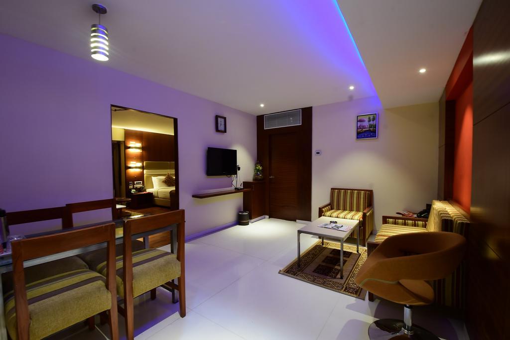 ויסאקפאטנם Hotel Daspalla מראה חיצוני תמונה
