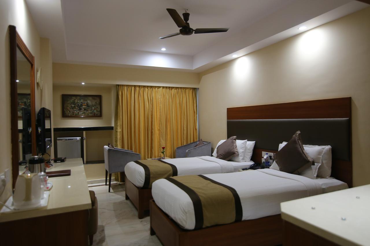 ויסאקפאטנם Hotel Daspalla מראה חיצוני תמונה
